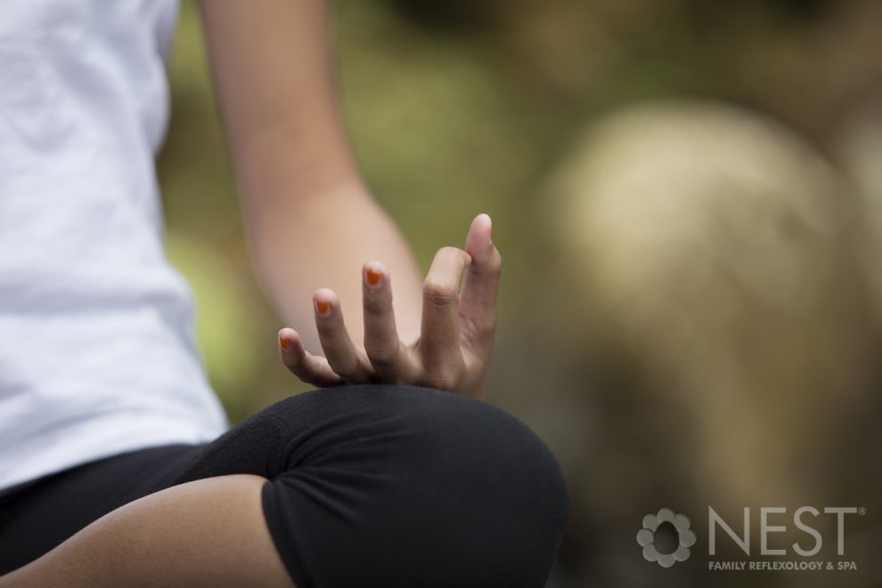 Pijat Refleksi Merupakan Salah Satu Cara Menghilangkan Stres